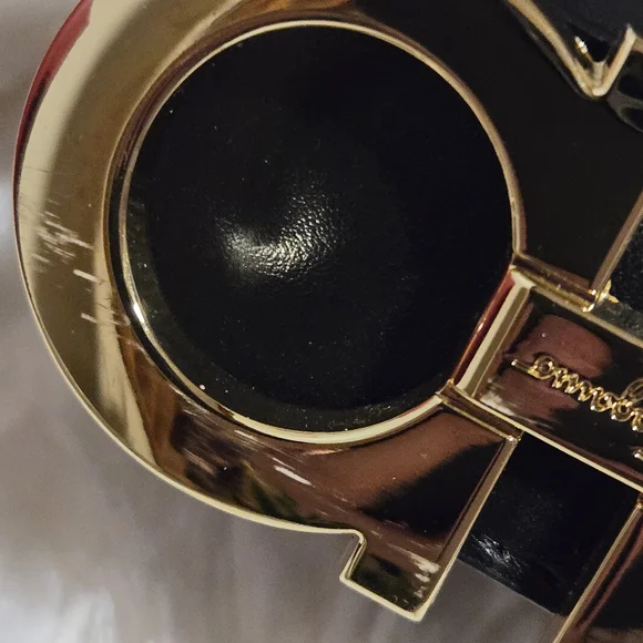 Salvatore Ferragamo Black Leather Belt with Gold Gancini Buckle - Picture 5 of 7